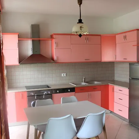 Apartament Lavandula Of Church Tirana
