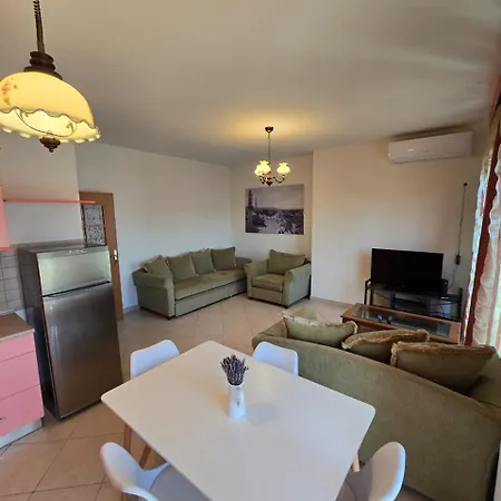 Apartament Lavandula Of Church Tirana
